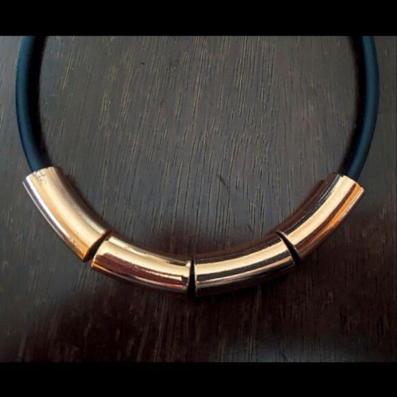 Rubber and Faux Copper Adjustable Length Choker - Picture 4 of 9